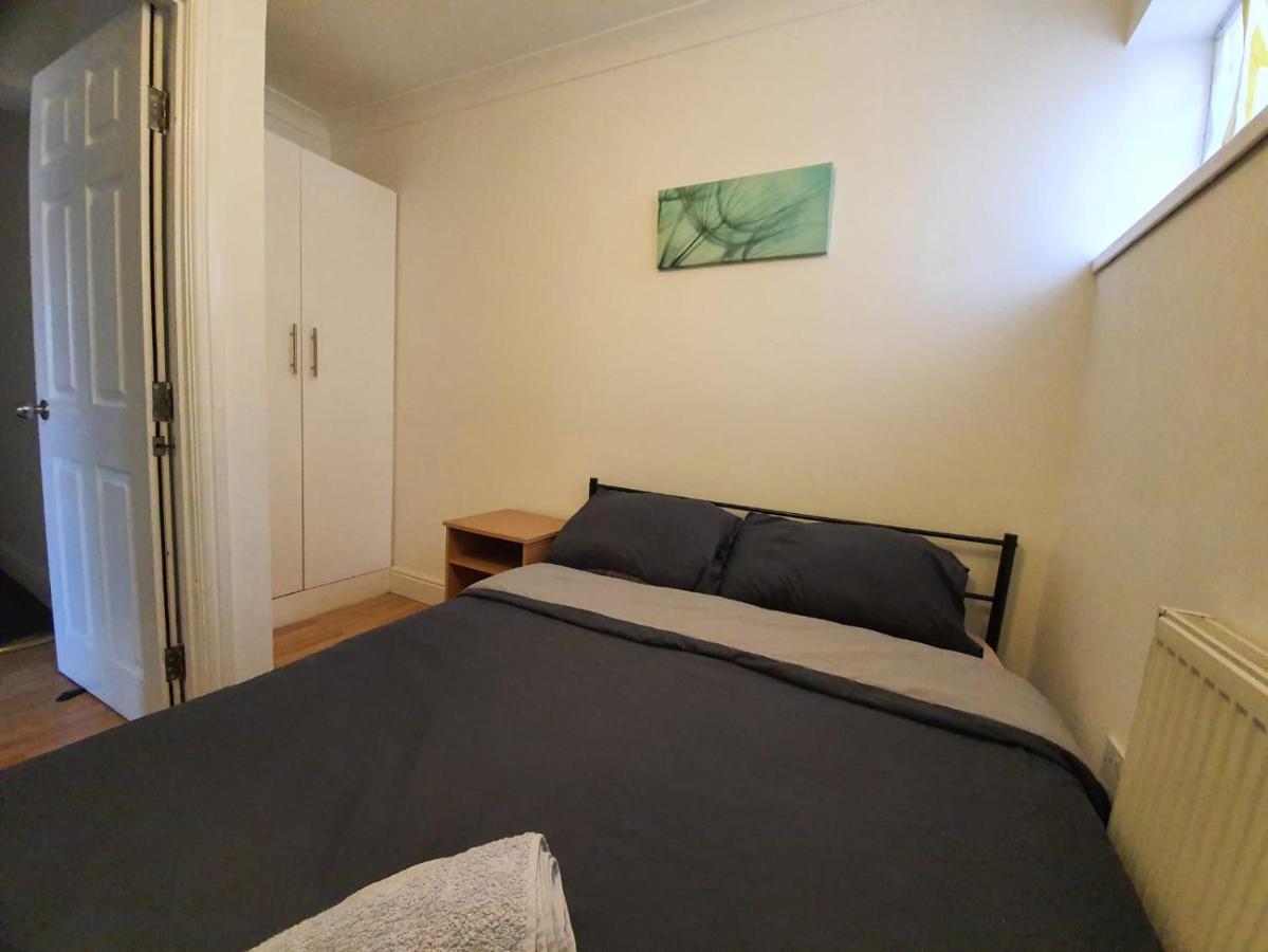 Eastwood Rooms Goodmayes 外观 照片